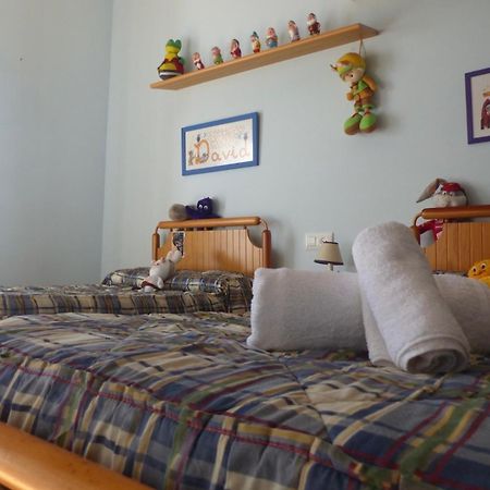 Casa Pilar Villa Guadalcanal Ngoại thất bức ảnh